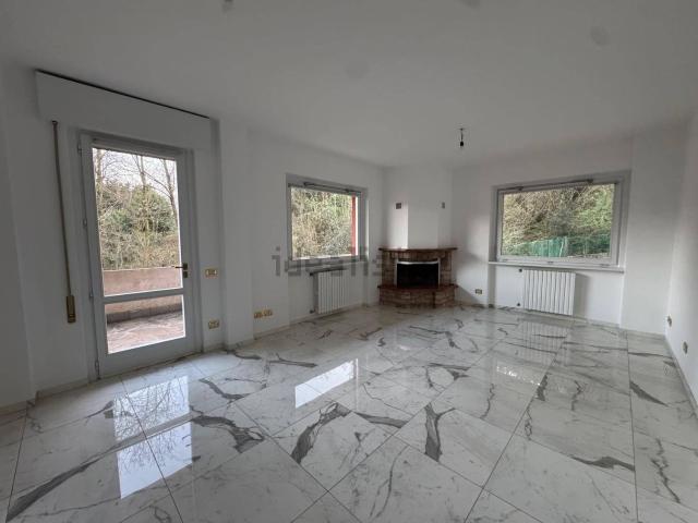 Appartamento in affitto a Albino, Lombardia