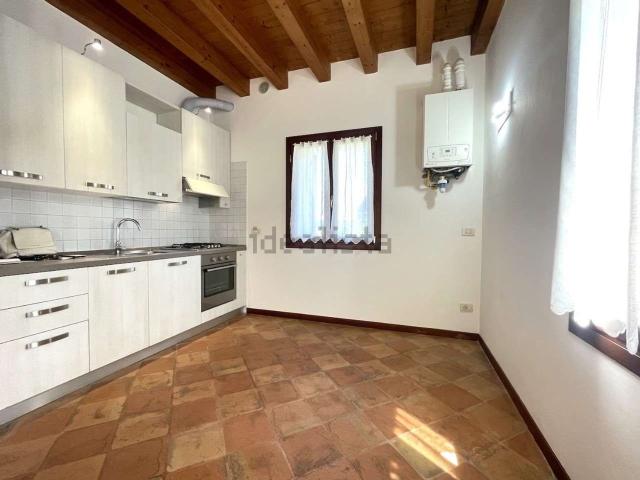Appartamento in affitto a La Favorita, Venezia