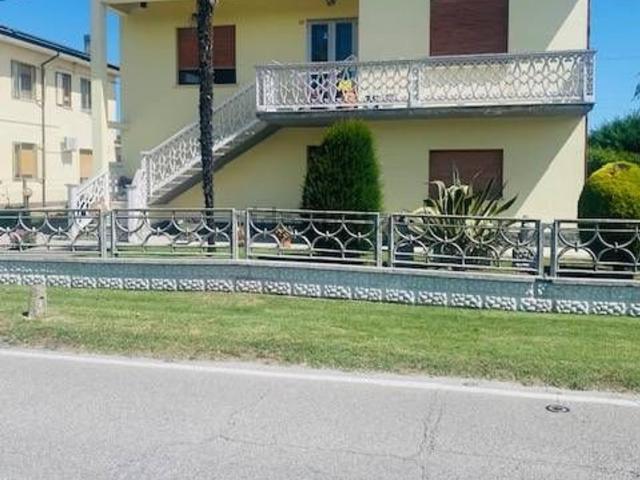 Appartamento in affitto a Ferrara, Reggio Emilia