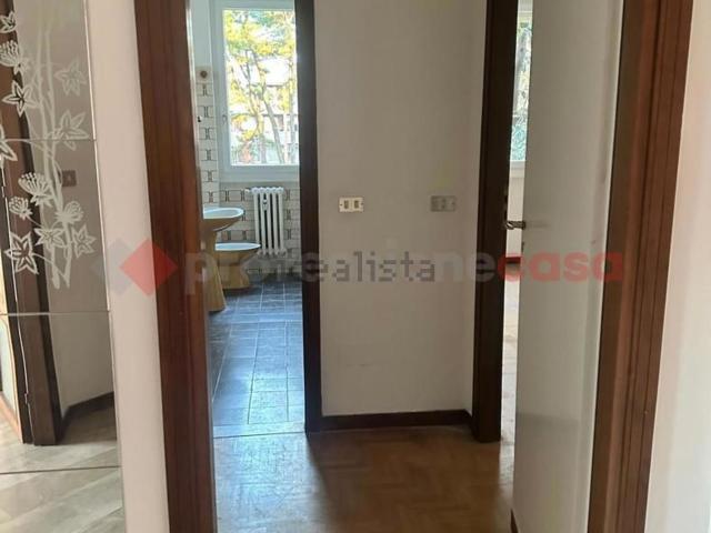 Appartamento in affitto a Rho, Lombardia