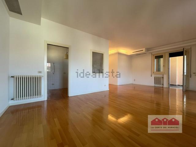 Appartamento in affitto a Vicenza, Veneto