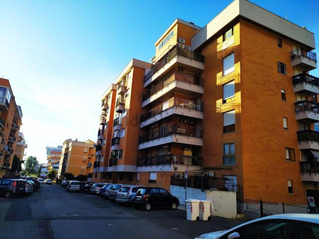 Appartamento in affitto a Borgo Odescalchi, Roma Capitale