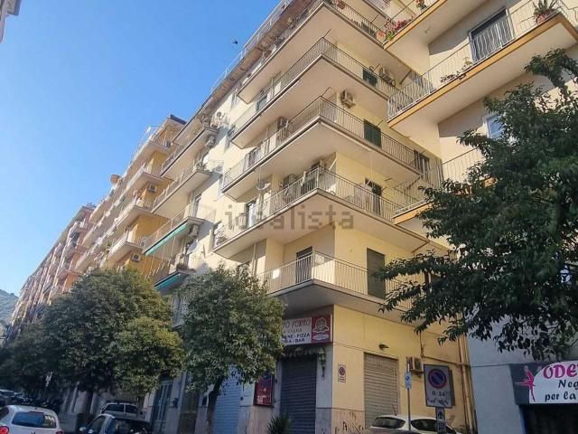 Appartamento in affitto a Salerno, Campania