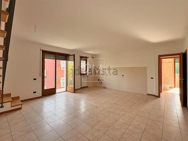 Appartamento in affitto a Siena, Villafranca di Verona