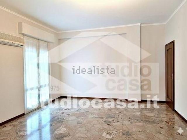 Appartamento in affitto a Zona Castello, Cremona