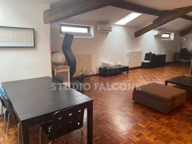 Attico in affitto a Washington, Milano