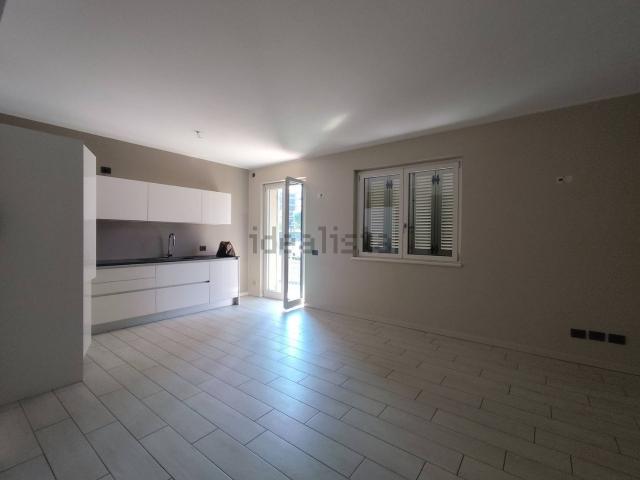 Appartamento in affitto a Sarnico, Lombardia