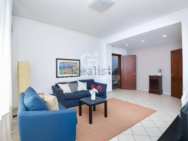 Appartamento in affitto a Aci Castello, Sicilia