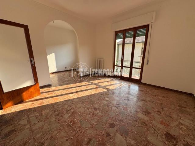 Appartamento in affitto a Marche, Macerata