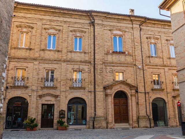 Attico in affitto a Castelnuovo, Marche