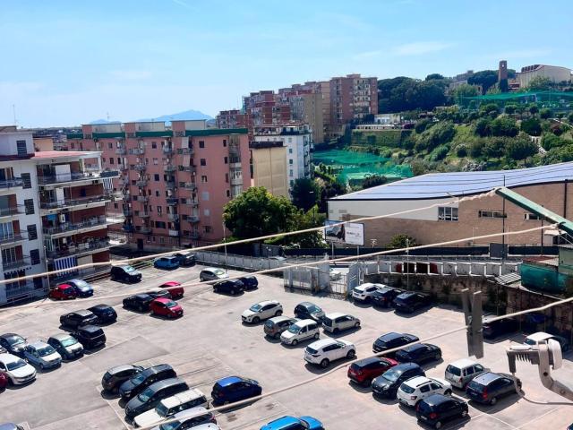 Appartamento in affitto a Municipalità 10, Campania