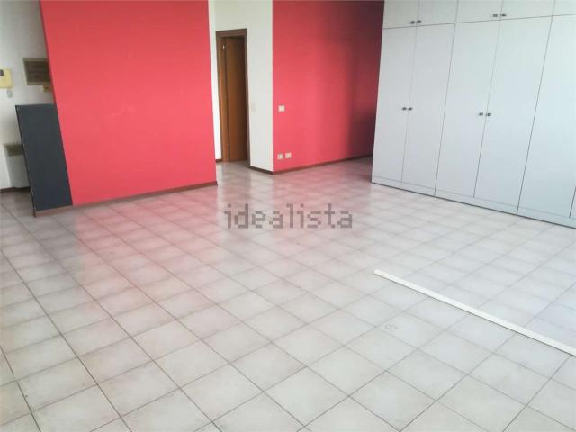 Appartamento in affitto a Tondo, Re