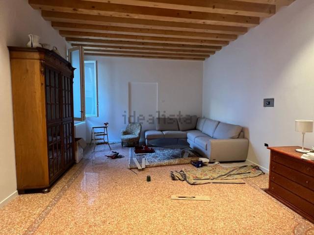 Appartamento in affitto a Angarano, Bassano Del Grappa