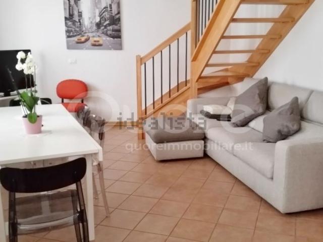 Appartamento in affitto a Borgo Grazzano, Reana Del Roiale