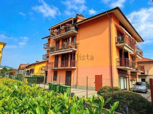 Appartamento in affitto a Mercurago, Arona
