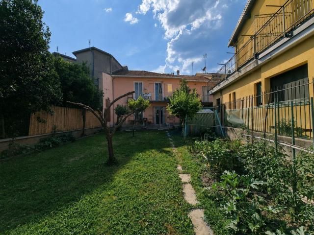 Appartamento in affitto a Regina Margherita, Piemonte