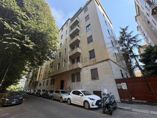 Appartamento in affitto a Municipio 8 di Milano, Milano