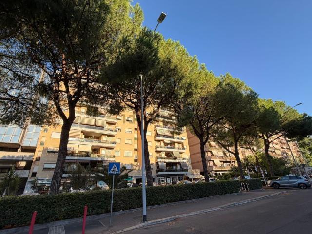 Appartamento in affitto a Cinecittà Est, Roma
