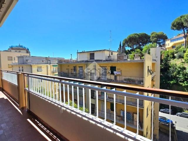 Appartamento in affitto a Ponente, Serra Riccò