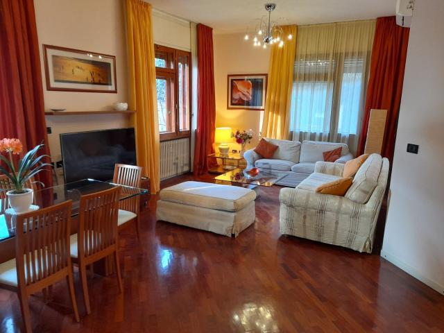 Appartamento in affitto a Municipio 2, Milano