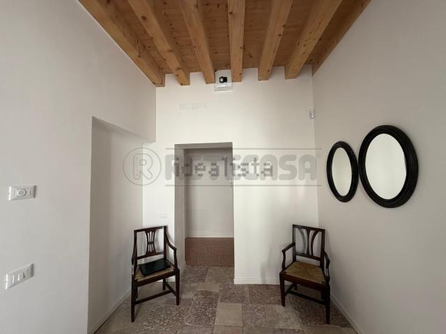 Appartamento in affitto a Pilastroni, Bassano Del Grappa