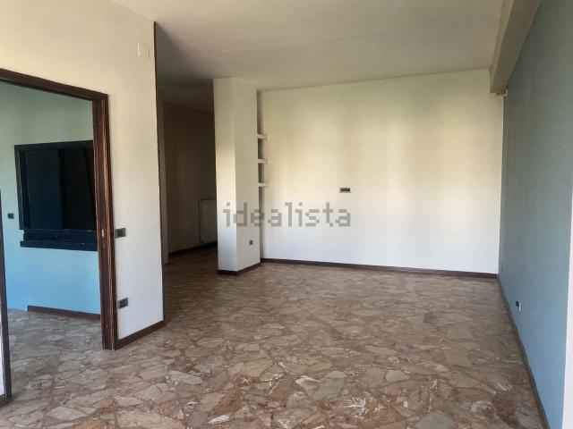 Appartamento in affitto a Centro Storico, Caserta