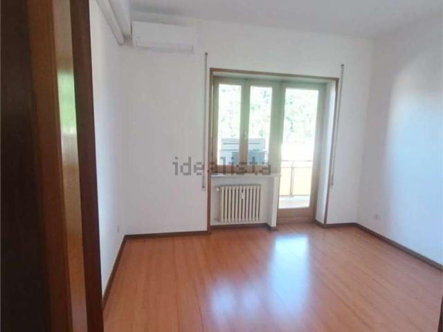 Appartamento in affitto a Frosinone, Lazio