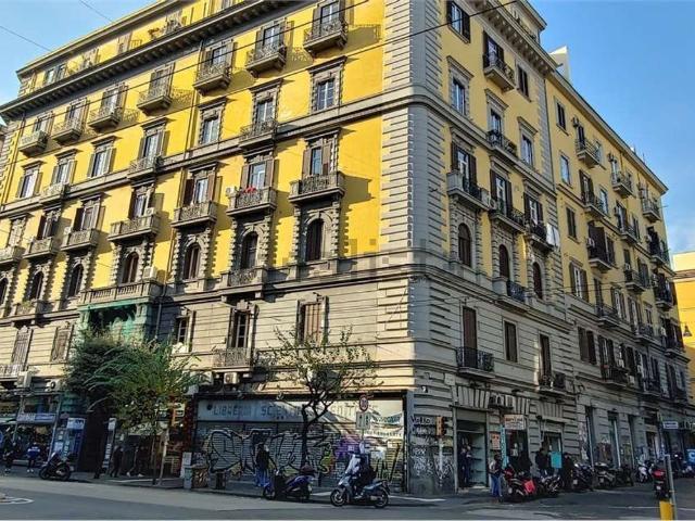 Appartamento in affitto a Municipalità 2, Campania