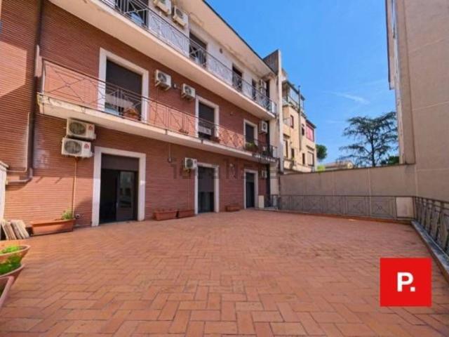 Appartamento in affitto a Centro Storico, Caserta