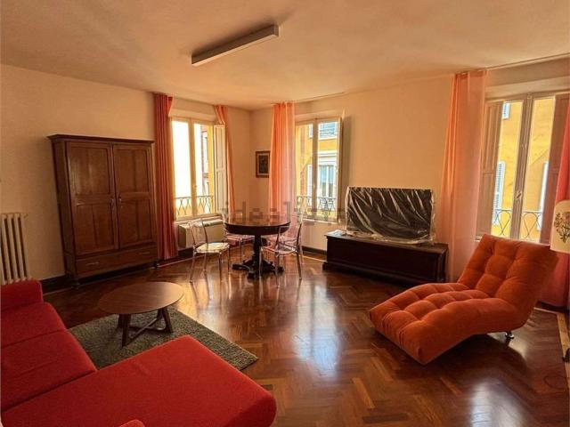 Appartamento in affitto a Centro Storico, Modena
