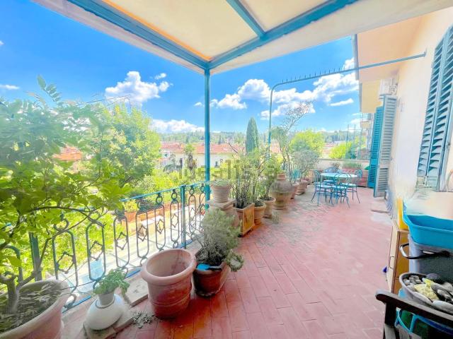 Appartamento in affitto a Quartiere 3, Firenze