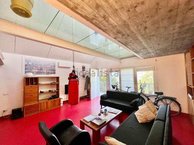 Attico in affitto a Lambrate, Milano