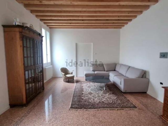 Appartamento in affitto a Angarano, Bassano Del Grappa