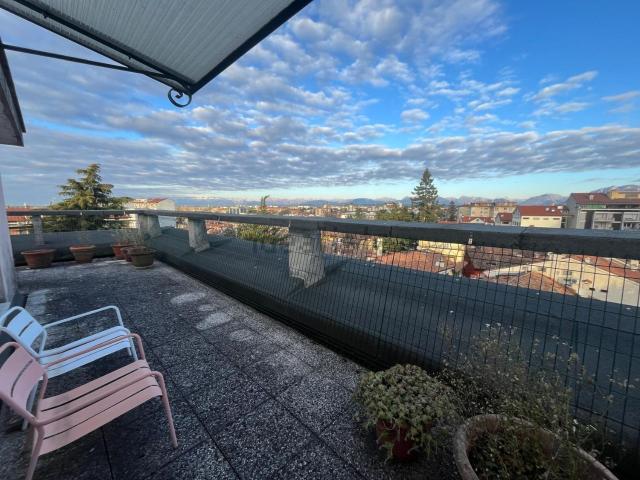 Attico in affitto a Borgo Villalta, Reana Del Roiale