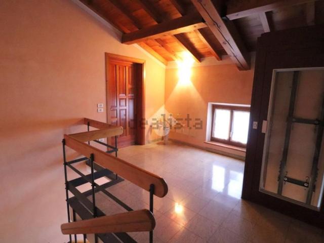 Appartamento in affitto a Volta Mantovana, Lombardia