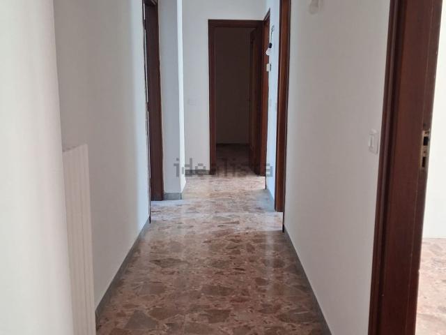 Appartamento in affitto a Puglia, Taranto