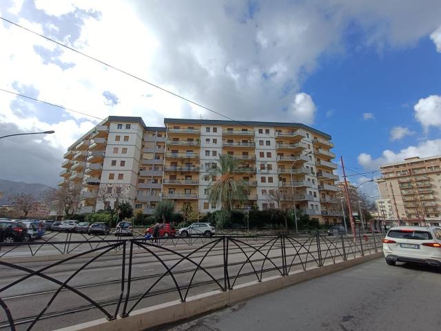 Appartamento in affitto a II Circoscrizione, Palermo