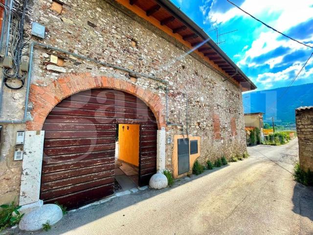 Appartamento in affitto a Carcina, Villa Carcina