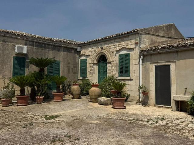 Appartamento in affitto a Modica, Ragusa