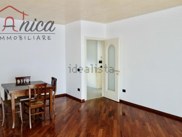 Appartamento in affitto a Territorio Val d'Adige, Trento