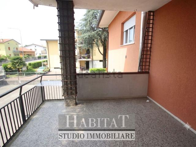 Appartamento in affitto a Rizzi, Reana Del Roiale
