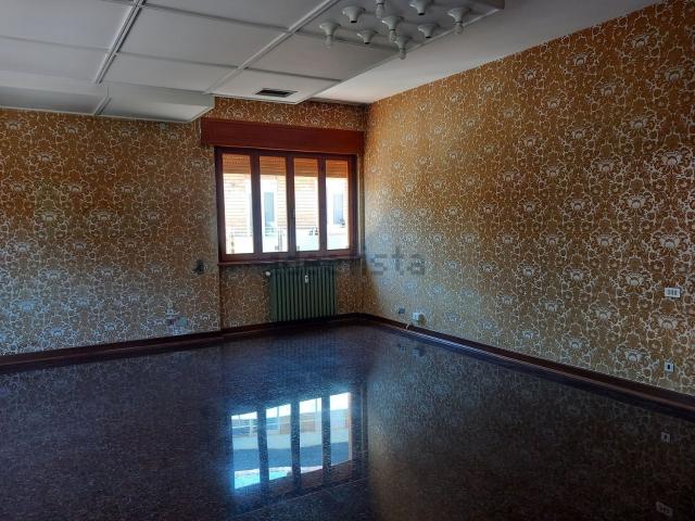 Appartamento in affitto a Montegranaro, Marche
