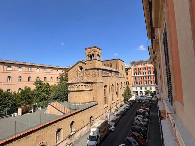Appartamento in affitto a Municipio Roma I, Roma Capitale
