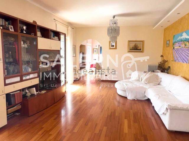 Appartamento in affitto a Salerno, Campania