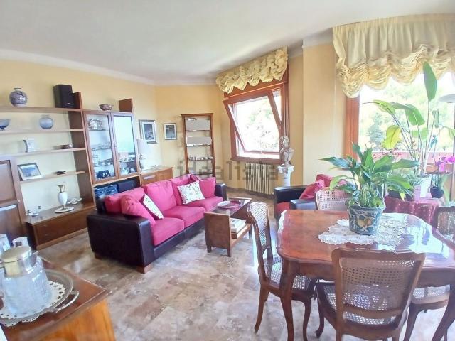 Appartamento in affitto a Marche, Ancona