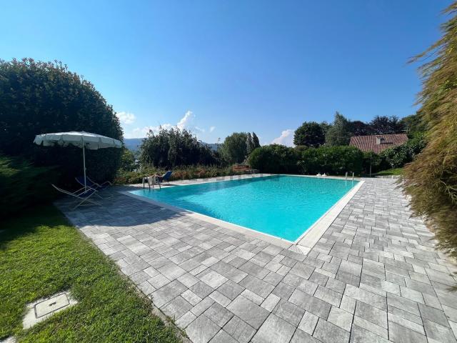 Appartamento in affitto a Angera, Lombardia