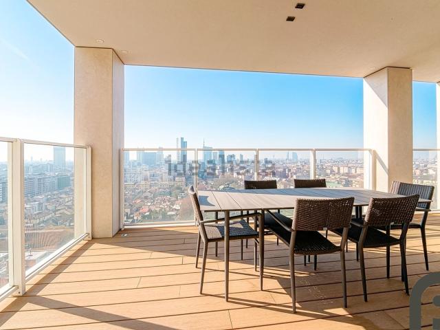 Attico in affitto a Municipio 2, Milano