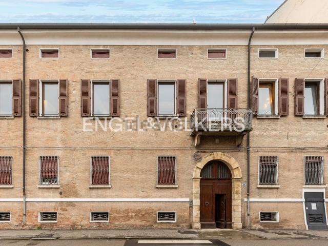 Appartamento in affitto a Centro cittadino, Ferrara