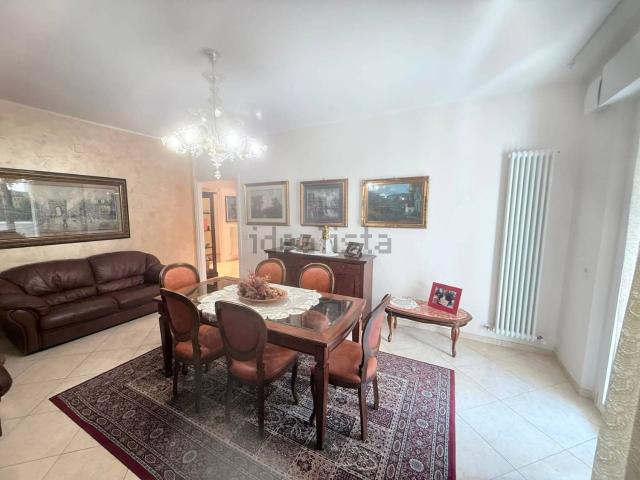 Appartamento in affitto a Ragnola, Marche