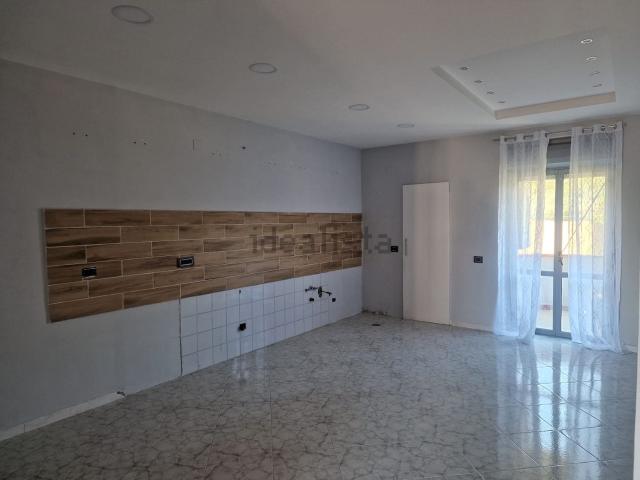 Attico in affitto a Limatola, Campania